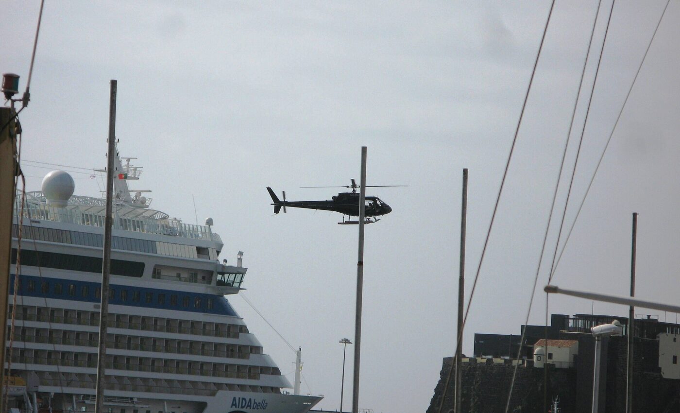 AIDA-Kreuzfahrtschiff im Hafen